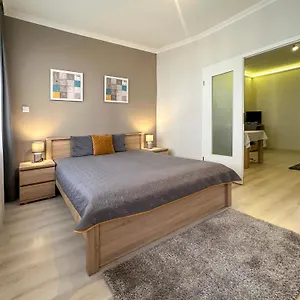  Apartament Asboth Taylor